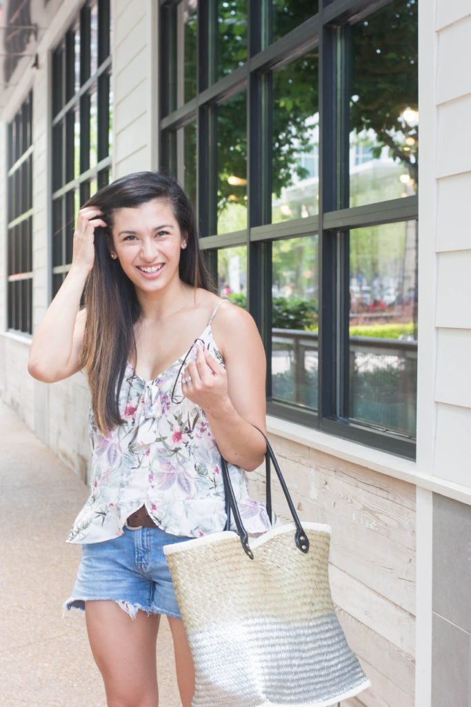 Floral Tie Front Top & Straw Bag | Amanda Fontenot | Atlanta Blogger